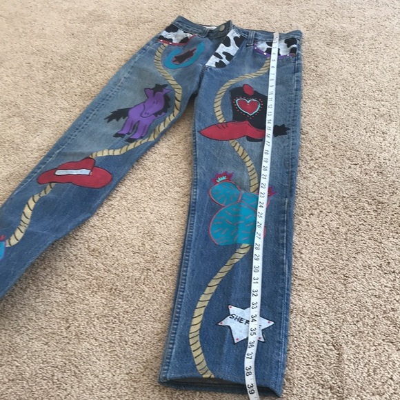 LEVI’S size 6 high waist jeans with appliqué - Picture 10 of 14